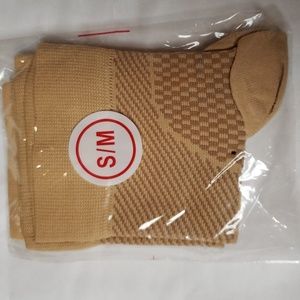 ⭐4/$20 Ankle support compression socks